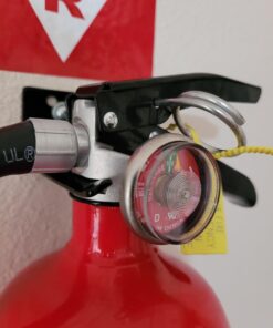 Kidde Pro 210 2A:10-B:C Fire Extinguisher, Rechargeable, Multi-Purpose for Home & Office, 4 lbs., Mounting Bracket Included , Red 1 Pack 45 61n1cxjtZkL 2