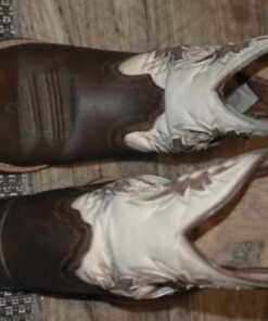 KIWI Shoe Conditioning Oil | Leather Care for Shoes, Boots, Furniture, Jacket, Briefcase and More | 2 5/8 Oz 40 61nHS3p7VwL