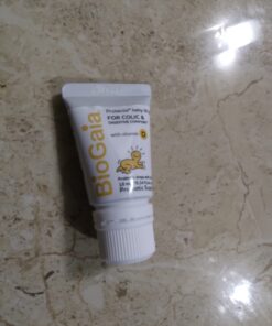 BioGaia Protectis Baby Probiotic Drops + Vitamin D | Reduces Colic, Gas & Spit-ups | Healthy Poops | Reduces Crying & Fussing & Promotes Digestive Comfort | Newborns, Babies & Infants | 0.34 oz 0.34 Fl Oz (Pack of 1) 28 61oCb4RAoLL 1