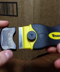 Titan 12031 4-Inch Mini Razor Scraper | Includes 1 Extra Heavy-Duty Razor Blade 32 61oY0 dbLaL