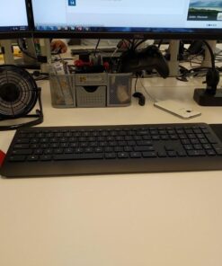 Microsoft Wireless Desktop 900 - Black. Wireless Keyboard and Mouse Combo. Right/Left Hand Use Mouse. USB Connectivity 33 61ohXN1PCIL