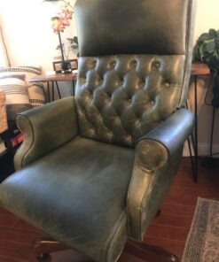 The Original Leather Recoloring Balm by Furniture Clinic - 16 Color Options - Leather Repair Kit for Furniture - Restore Couches, Car Seats, Clothing - Non-Toxic Leather Repair Cream (Pine Green) Pine Green 43 61phTTwz0XL