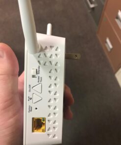 NETGEAR WiFi Mesh Range Extender EX6100 - Coverage up to 1000 sq.ft. and 15 devices with AC750 Dual Band Wireless Signal Booster & Repeater (up to 750Mbps speed), plus Mesh Smart Roaming AC750 WiFi 43 61qIEy117mL 4