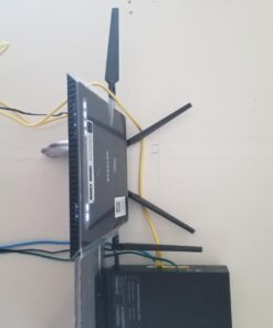 NETGEAR Nighthawk X4S Smart WiFi Router (R7800) - AC2600 Wireless Speed (up to 2600 Mbps) | Up to 2500 sq ft Coverage & 45 Devices | 4 x 1G Ethernet, 2 x 3.0 USB, and 1 x eSATA ports 29 61sRujIXQeL