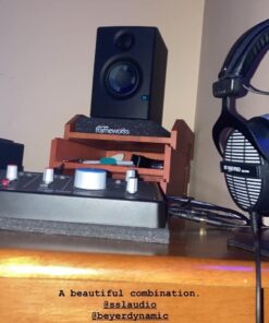 beyerdynamic DT 990 Pro 250 ohm Over-Ear Studio Headphones For Mixing, Mastering, and Editing Gray 62 61tb0ucUAjL