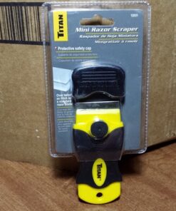 Titan 12031 4-Inch Mini Razor Scraper | Includes 1 Extra Heavy-Duty Razor Blade 33 61tcRmGUrzL