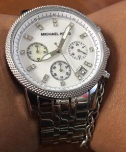 Michael Kors Women's Ritz Silver-Tone Watch MK5020 39 61tw8CxFbXL