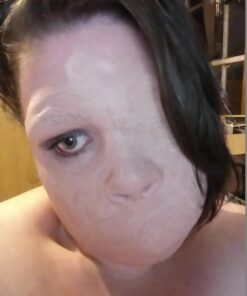 KANGAROO Liquid Latex Makeup - Face and Body SFX Makeup, Halloween Makeup, Zombie Makeup, Fake Scar, Fake Wound, Fake Injury Makeup Movie Special Effects,16 Oz Pint Professional Grade 50 61u43z0e88L