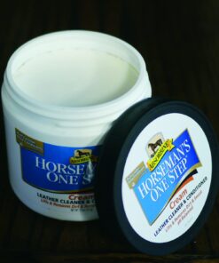 Absorbine Horseman’s One Step Leather Cleaner & Conditioner Cream, Vinyl/Leather Treatment to Clean, Protect, Restore & Prevent Dryness, 15oz 22 61uB5q8y11L