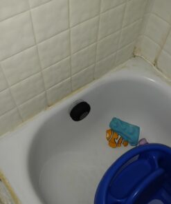 SoundBot SB510 HD Water Resistant Bluetooth Shower Speaker, Handsfree Portable Speakerphone with Built-in Mic, 6hrs of Playtime, Control Buttons and Dedicated Suction Cup for Showers (Black) Black 47 61uHZuMxIqL