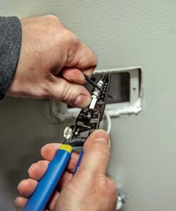 Klein Tools 11055 Wire Cutter and Wire Stripper, Stranded Wire Cutter, Solid Wire Cutter, Cuts Copper Wire 42 61uVC1wfwFL