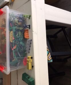 IQ Toys Huge 300 Piece Military Base Set, 200 Soldiers & 100 Army Accessories in a Storage Container 25 61v5svbXVPL