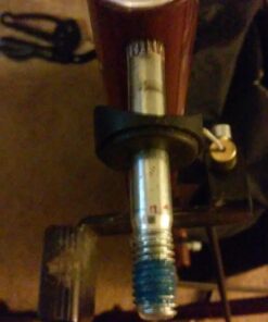 Medline Heavy Duty Rollator Walker with Seat, Bariatric Rolling Walker Supports up to 500 lbs, Large 8-inch Wheels, Burgundy 32 61vcE4evGNL