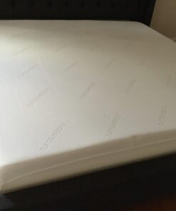 Tuft & Needle - Legacy Original King Mattress, Medium-Firm Feel, Cooling, Pressure Relief, CertiPUR-US, 100-Night Trial 40 61vdqArVm2L