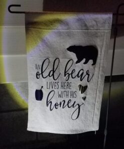 SISER EasyWeed Heat Transfer Vinyl Sample Pack, 12 Inch x 15 Inch Top 12-Color Assorted BUNDLE with Application Guide 15 61wSimojG L