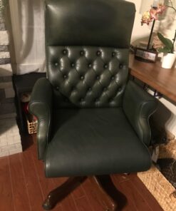 The Original Leather Recoloring Balm by Furniture Clinic - 16 Color Options - Leather Repair Kit for Furniture - Restore Couches, Car Seats, Clothing - Non-Toxic Leather Repair Cream (Pine Green) Pine Green 45 61yJcow7JsL