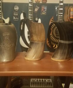 Norse Tradesman XL Viking Drinking Horn Mug - 100% Authentic Beer Horn Tankard With Thor's Hammer Engraving | The Mjolnir, High Polish, approx. 30 oz 36 71 LO61J5nL