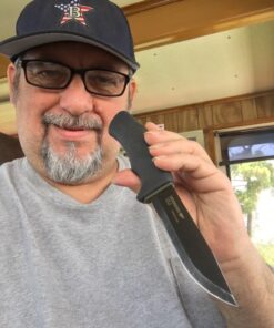 Morakniv Companion Fixed Blade Outdoor Knife with Sandvik Stainless Steel Blade, 4.1-Inch, Military Green 35 71 TYSF3g7L