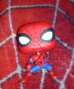 Funko POP Marvel: Civil War Hawkeye Spiderman, Iron Man & Captain America Keychain 42 71 bUddCijL