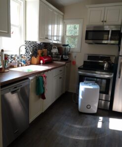 Brilliant Evolution Tap Light Push Lights 6pk w/Batteries + Remote, LED Stick On Lights Under Cabinets Battery Puck Lights with Remote - Under Counter Lighting Wireless Closet Kitchen Night Lights 6 pack (18 batteries included) 51 71 lDbTSqdL