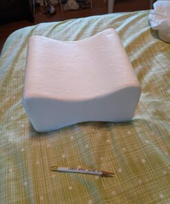 Cushy Form Knee Pillow for Side Sleepers - Standard Orthopedic Wedge Leg Pillow for Sleeping and Hip & Lower Back Pain - Contour Memory Foam Cushion for Pregnancy, Washable Cover & Travel Bag, White 51 71 sa1D5QHL