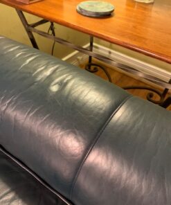 The Original Leather Recoloring Balm by Furniture Clinic - 16 Color Options - Leather Repair Kit for Furniture - Restore Couches, Car Seats, Clothing - Non-Toxic Leather Repair Cream (Navy Blue) Navy Blue 32 7109aZAIeVL