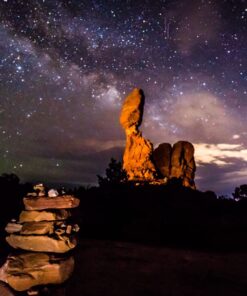 Rokinon 14mm f/2.8 IF ED UMC Ultra Wide Angle Fixed Lens w/ Built-in AE Chip for Nikon 54 710sHW4oNL