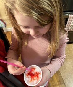 Nostalgia Snow Cone Shaved Ice Machine - Retro Table-Top Slushie Machine Makes 20 Icy Treats - Includes 2 Reusable Plastic Cups & Ice Scoop - Retro Red 24 711 LjfjUsL