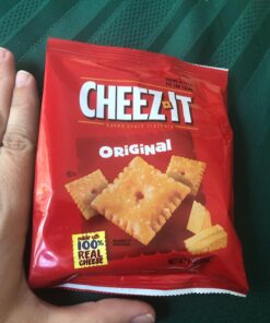 Cheez-It Cheese Crackers, Baked Snack Crackers, Lunch Snacks, Original (40 Packs) 1 Ounce (Pack of 40) 45 71167dM002L