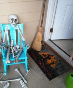 Kangaroo Halloween Bag of Skeleton Bones and Skull- Halloween Graveyard Props- Haunted House Lawn Yard Decorations- Scary Halloween Decorations 30 Pieces Bag of Plastic Bones 40 711yev0sEML