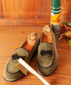 Collonil Nubuck + Velours/Suede Waterproof Protector Repellent Spray, 200 ml Clear 16 7123kR0IO9L