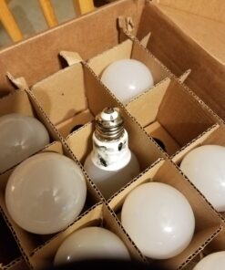 Philips 461798 LED Non-Dimmable A19 Frosted Light Bulb: 800-Lumen, 2700-Kelvin, 8.5-Watt (60-Watt Equivalent), E26 Base, Soft White, 12-Pack 30 7125HnZUVIL