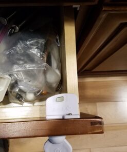 Safety 1st Magnetic Cabinet Locks, 4 Locks + 1 Key 10 712CR wjqjL