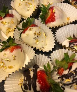 Barnabas Blattgold: Edible Genuine Gold Leaf Sheets - 10 Sheets (Loose Leaf), 3 1/8 inches Booklet, Professional Quality 10 Sheets (Pack of 1) 39 712WI2aqWfL