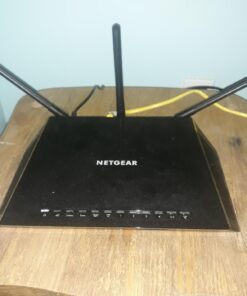 NETGEAR Nighthawk Smart Wi-Fi Router, R6700 - AC1750 Wireless Speed Up to 1750 Mbps | Up to 1500 Sq Ft Coverage & 25 Devices | 4 x 1G Ethernet and 1 x 3.0 USB Ports | Armor Security AC WiFi Router 27 712X727vT0L