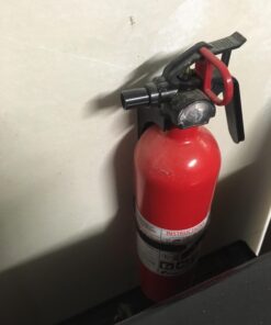 Kidde Fire Extinguisher for Home, 1-A:10-B:C, Dry Chemical Extinguisher, Red, Mounting Bracket Included 1 Pack Basic 47 712Xwt0u8cL