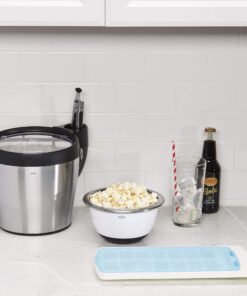 OXO Good Grips No-Spill Ice Cube Tray 1 Count (Pack of 1) 43 712b0yRTueL