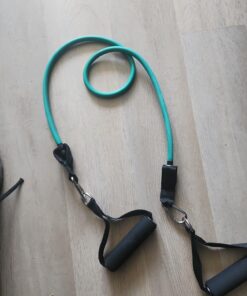 Black Mountain Products Resistance Band Set with Door Anchor, Ankle Strap, Exercise Chart, and Carrying Case 44 7132mhuvDkL