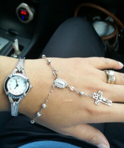 GUESS Petite Vintage Crystal Bracelet Watch with Self-Adjustable Links Silver Tone/Silver/Silver Tone 23 713413gGFeL