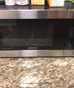 SAMSUNG 1.1 Cu Ft Countertop Microwave Oven w/ Grilling Element, Ceramic Enamel Interior, Auto Cook Options,1000 Watt, MG11H2020CT/AA, Stainless Steel, Black w/ Mirror Finish,15.8"D x 20.4"W x 11.7"H 39 713CAIYj5rL