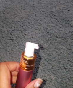 SABRE Lipstick Pepper Spray, Protect Against Multiple Threats with 12 Bursts, UV Marking Dye, The Most Discreet Pepper Spray Design, Pink 53 713LGJhorBL