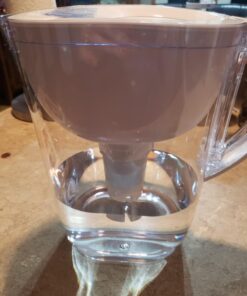 Brita Large 10-Cup Water Filter Pitcher with 1 Standard Filter, Made Without BPA, White (Design May Vary) 10cup Original 40 713NSEkZqvL