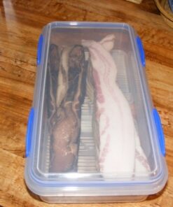 MSC International 78416 Joie Piggy Microwave Bacon Tray with Splatter Lid, Holds 4-5 Strips of Bacon, 10.5 x 8.5 x 2 33 713UTTYQQDL
