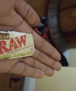 Raw Unrefined Classic 1.25 1 1/4 Size Cigarette Rolling Papers, 50 Count (Pack of 4) 33 713XTLECpzL