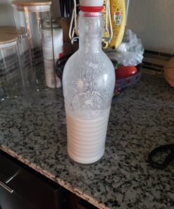 Bormioli Rocco Officina Water Bottle | 37.25 oz, Italian Glass Pitcher | Airtight Seal & Metal Clamp | Easy To Carry Handle, Dishwasher Safe & Eco-Friendly | Safe For Infused & Carbonated Drinks 31 713YZ6N2PxL