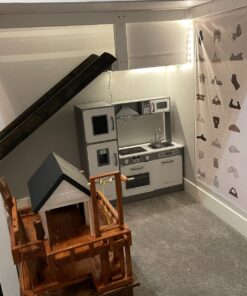 Amazon Basics Kids Upright Wooden Kitchen Toy Playset with Stove, Oven, Sink, Fridge and Accessories, for Toddlers, Preschoolers, Children Age 3+ Years, White & Gray, 39"L x 11.8"W x 39'H' Upright Kitchen 34 713Z23meqL 3