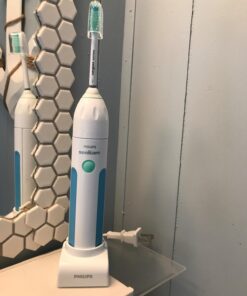 Philips Sonicare HX5611/01 Essence Rechargeable Electric Toothbrush, Mid-Blue Standard Packaging 52 713bO1Y0jlL