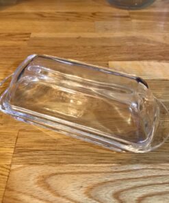 Kangaroo Glass Butter Dish with Lid - Elegant Crystal Glass to Hold Stick of Butter, Block of Cream Cheese & Serving Dish for Dishes & Small Fruits - Clear Butter Tray for Refrigerator & Counter Top 27 713g43iSxrL
