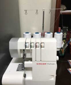 SINGER | ProFinish 14CG754 2-3-4 Thread Serger with Adjustable Stitch Length, & Differential Feed - Sewing Made Easy,White 79 713jMqnJVtL
