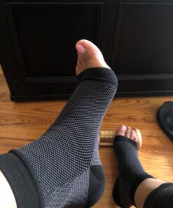 Laneco Plantar Fasciitis Socks (3 Pairs), Compression Foot Sleeves with Heel Arch & Ankle Support, Great Foot Care Compression Sleeve for Men & Women 22 713mZ8E9CTL
